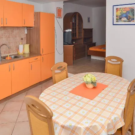 Ferienwohnung Fur 4 Personen Ca 45 Qm In Orebic, Dalmatien Suddalmatien - B44776 *